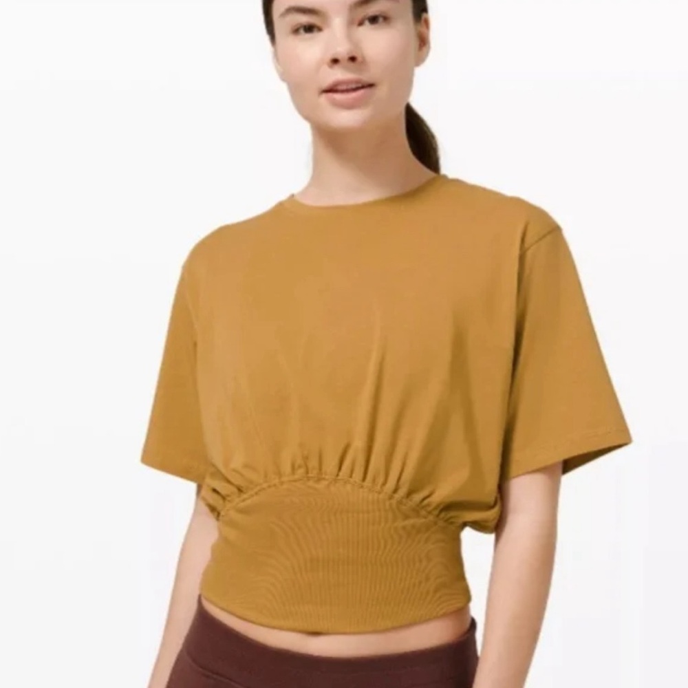 lululemon LA Relaxed Fit Ribbed Waist short sleeve spiced bronze 12